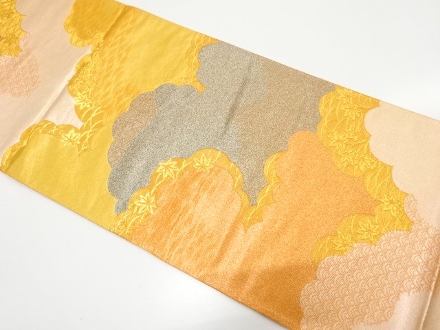 JAPANESE KIMONO / ANTIQUE MAPLE LEAVES / AOGAI-NAMI PATTERNS WOVEN FUK